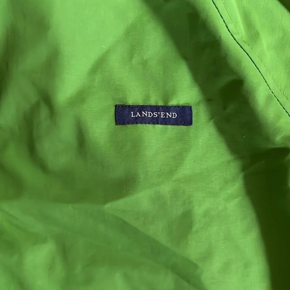 Lands End men’s Green Bomber Jacket Medium Winter Full zip Outdoor waterproof - Picture 4 of 9
